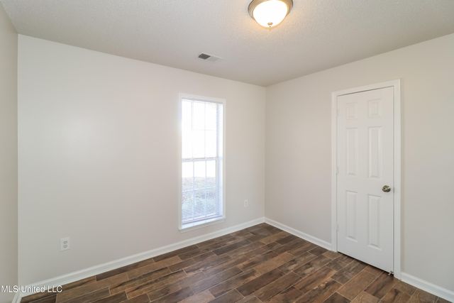 6213 Magnolia Lakes Drive, Olive Branch, MS 38654