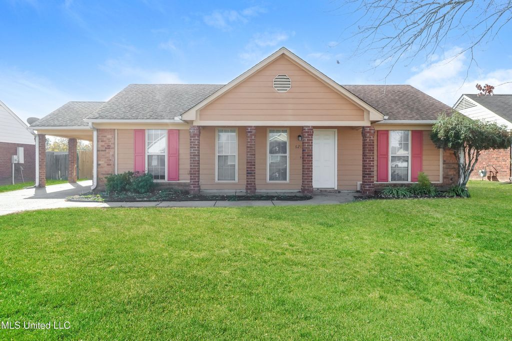 6213 Magnolia Lakes Drive, Olive Branch, MS 38654