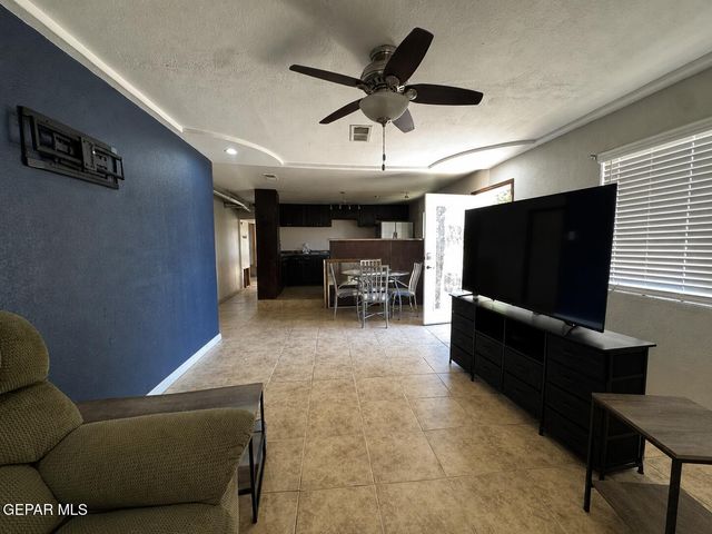 412 Friona Drive, Socorro, TX 79927