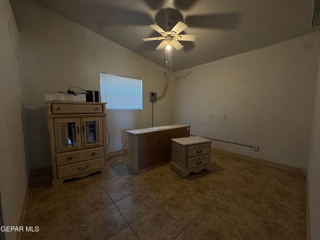 412 Friona Drive, Socorro, TX 79927