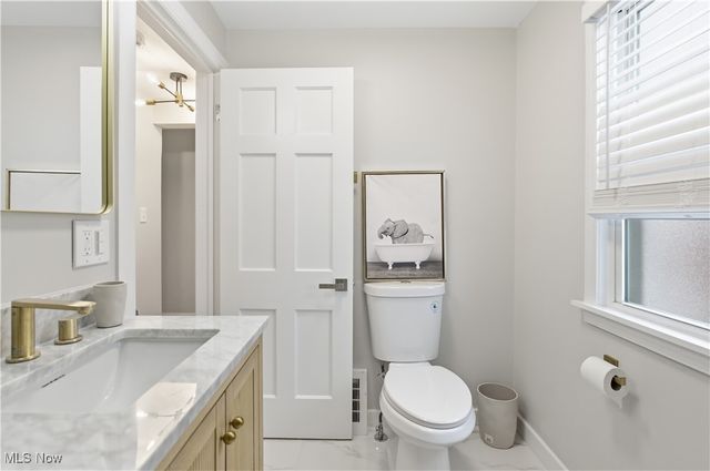 3623 Bainbridge Road, Cleveland Heights, OH 44118