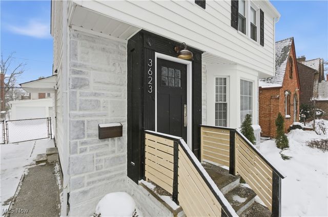 3623 Bainbridge Road, Cleveland Heights, OH 44118