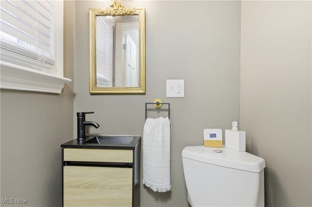 3623 Bainbridge Road, Cleveland Heights, OH 44118