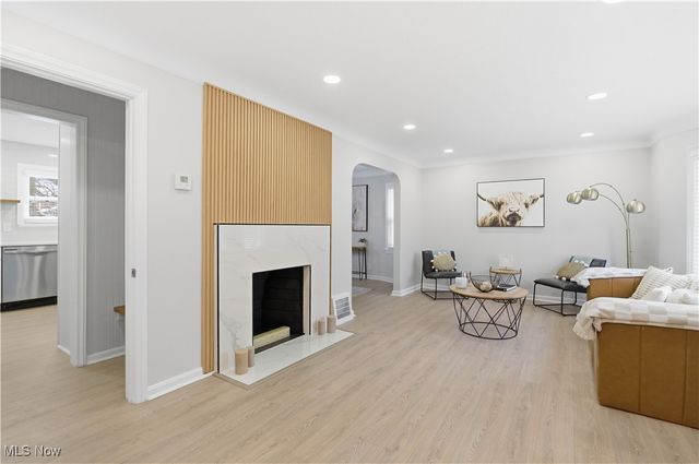 3623 Bainbridge Road, Cleveland Heights, OH 44118