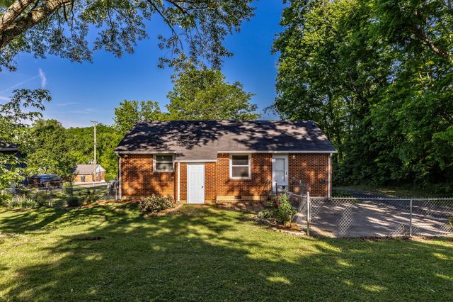 3908 Creekside Dr, Nashville, TN 37211