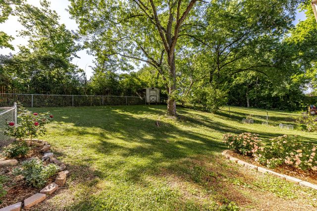3908 Creekside Dr, Nashville, TN 37211