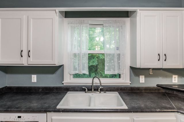3908 Creekside Dr, Nashville, TN 37211