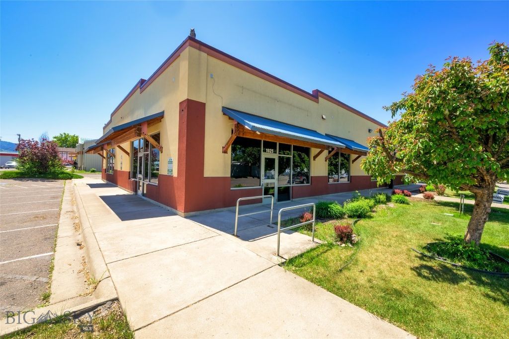 1935 Sherwood Street, Missoula, MT 59808 photo 3
