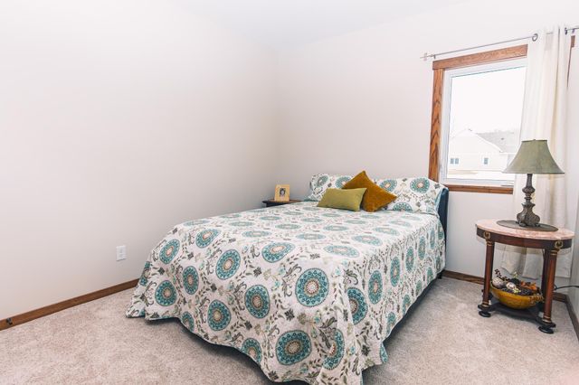 715 Jenks Avenue SW, Cokato, MN 55321