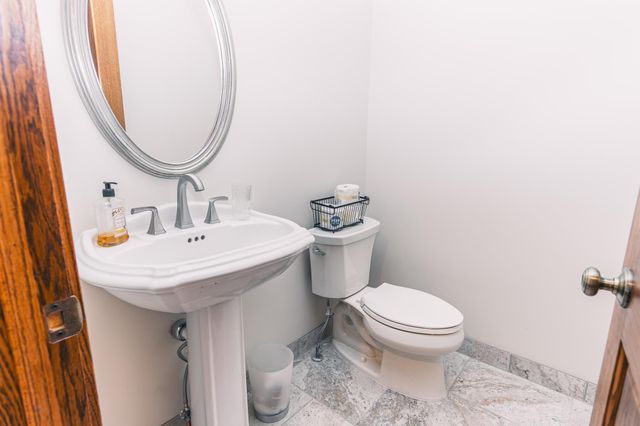 715 Jenks Avenue SW, Cokato, MN 55321