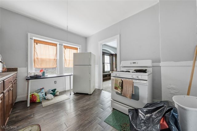 14401 Westropp Avenue, Cleveland, OH 44110