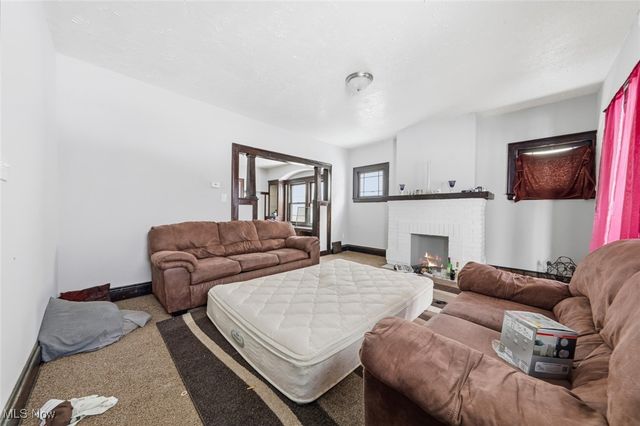 14401 Westropp Avenue, Cleveland, OH 44110