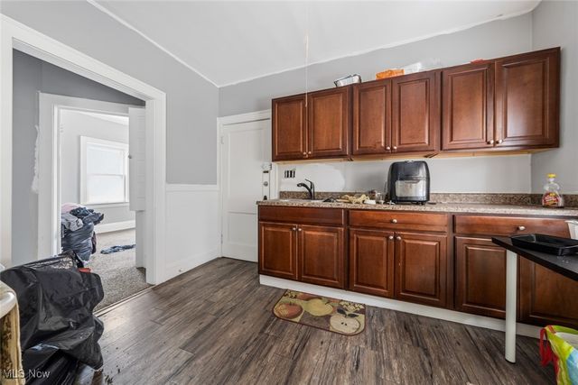 14401 Westropp Avenue, Cleveland, OH 44110