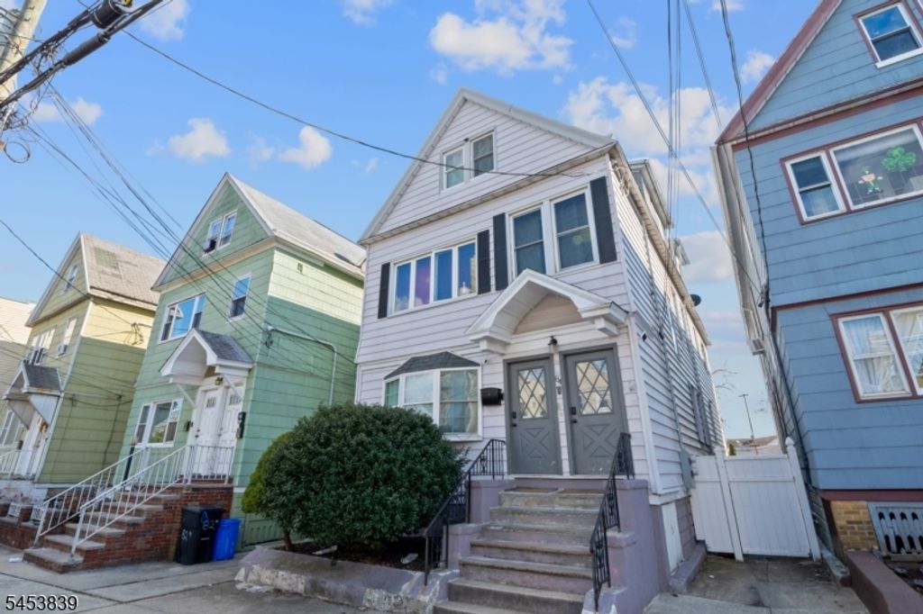 84 W 3Rd St, Bayonne City, NJ 07002 — exterior