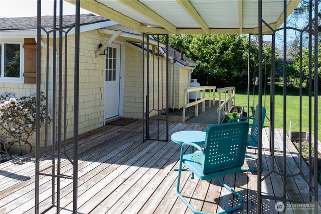 1707 258th Place, Ocean Park, WA 98640