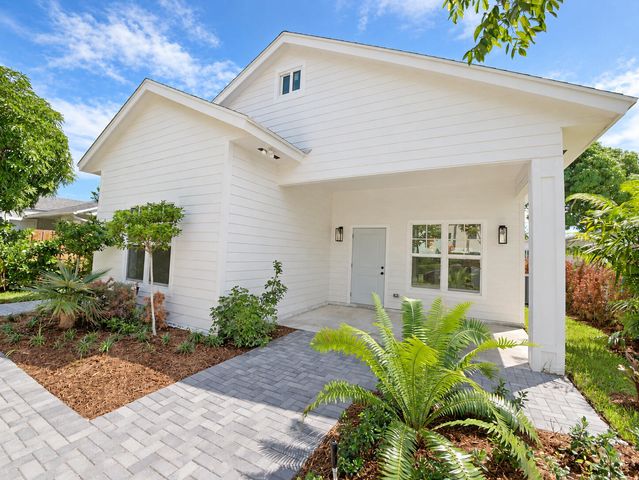 520 38TH Street, West Palm Beach, FL 33407