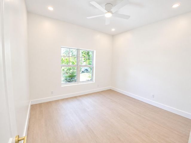 520 38TH Street, West Palm Beach, FL 33407