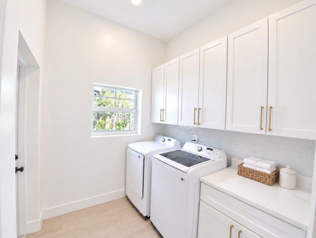 520 38TH Street, West Palm Beach, FL 33407