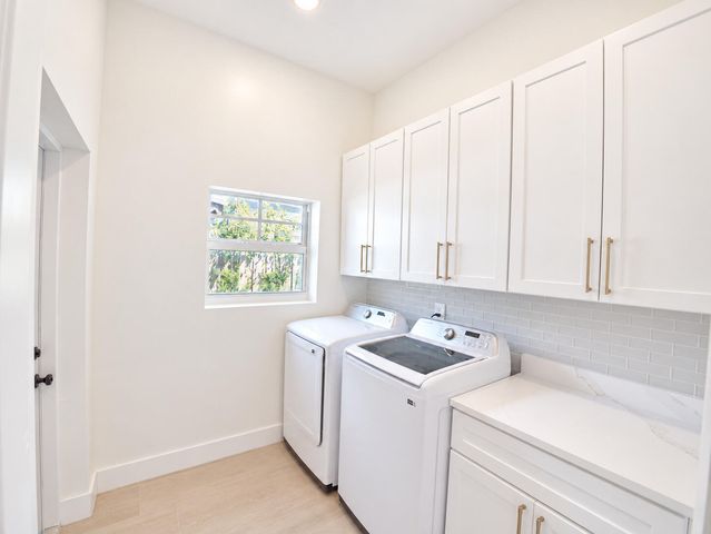520 38TH Street, West Palm Beach, FL 33407