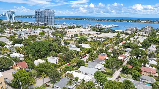 520 38TH Street, West Palm Beach, FL 33407