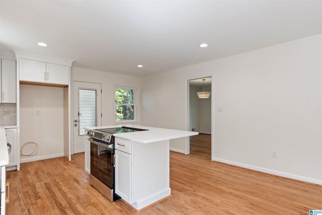 2308 HAWKSBURY LANE, Hoover, AL 35226