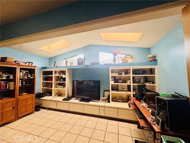 4300 Garnsey, Bakersfield, CA 93309