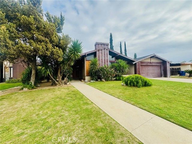 4300 Garnsey, Bakersfield, CA 93309