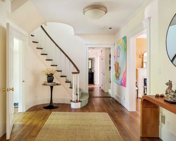 17 Chesham Road, Brookline, MA 02445