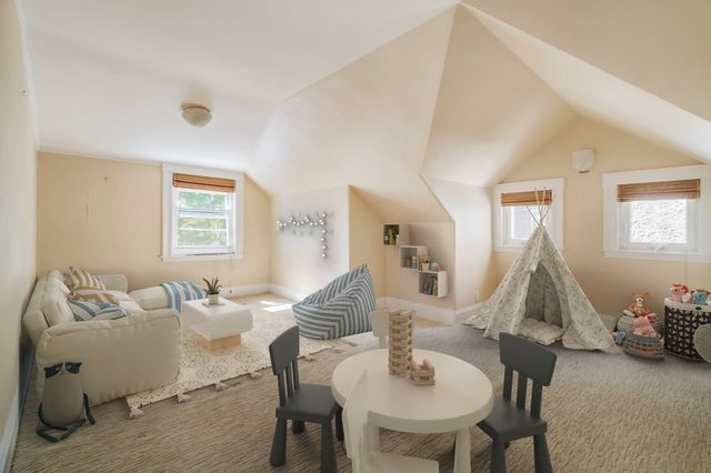 17 Chesham Road, Brookline, MA 02445