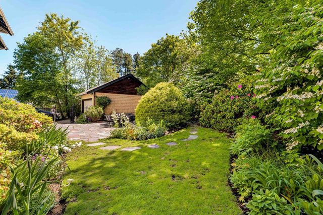 17 Chesham Road, Brookline, MA 02445