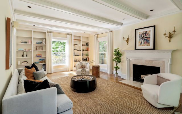 17 Chesham Road, Brookline, MA 02445