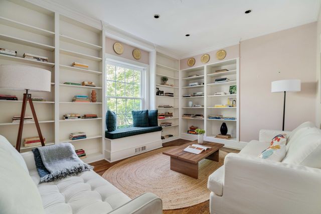 17 Chesham Road, Brookline, MA 02445