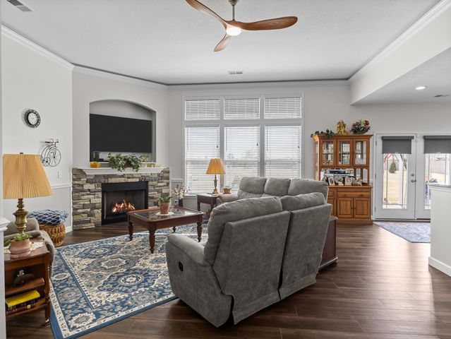 464 Kimbrell Oaks Drive, Boiling Springs, SC 29316