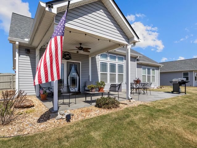 464 Kimbrell Oaks Drive, Boiling Springs, SC 29316