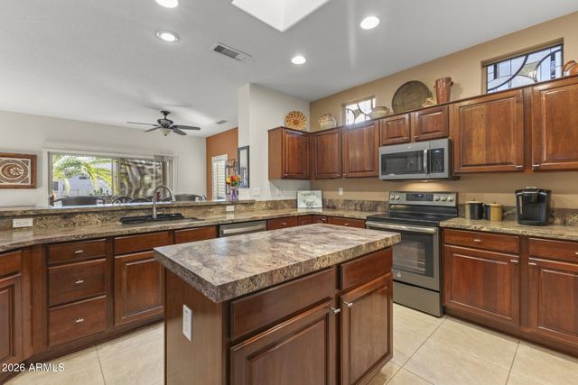 15533 W BRIGHTON Way, Surprise, AZ 85374