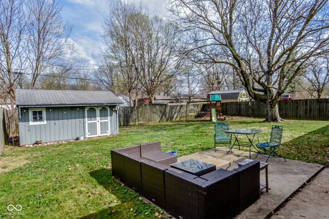 313 Brookside Lane, Plainfield, IN 46168