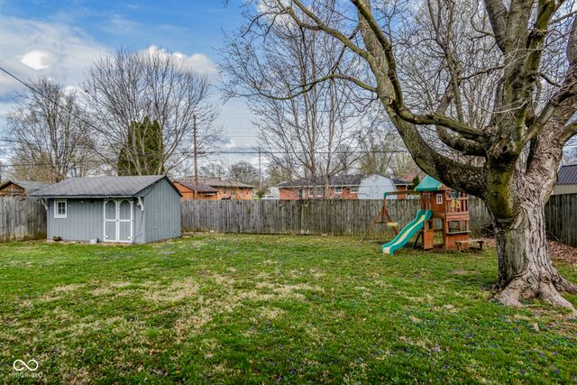 313 Brookside Lane, Plainfield, IN 46168