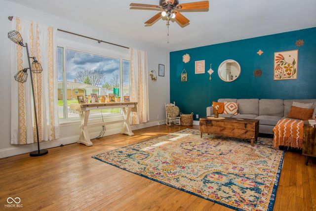 313 Brookside Lane, Plainfield, IN 46168