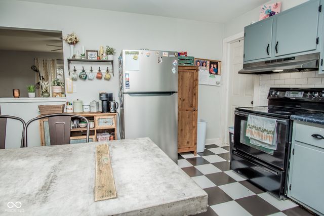 313 Brookside Lane, Plainfield, IN 46168