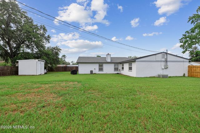 7600 PHEASANT RUN Drive, Jacksonville, FL 32244