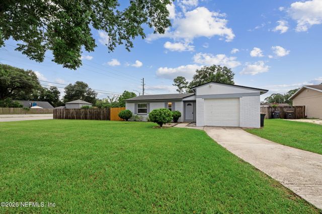 7600 PHEASANT RUN Drive, Jacksonville, FL 32244