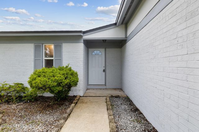 7600 PHEASANT RUN Drive, Jacksonville, FL 32244