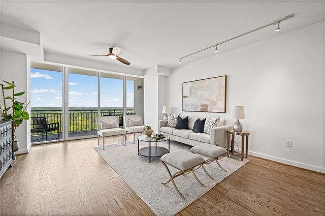 3338 Peachtree Road NE 2702, Atlanta, GA 30326