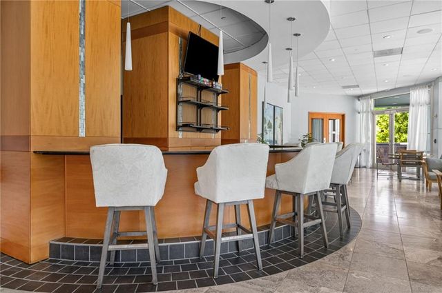 3338 Peachtree Road NE 2702, Atlanta, GA 30326