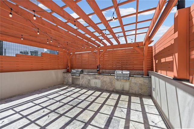 3338 Peachtree Road NE 2702, Atlanta, GA 30326