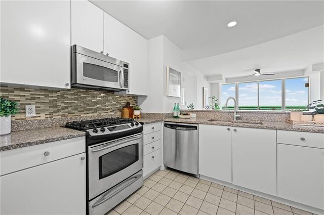 3338 Peachtree Road NE 2702, Atlanta, GA 30326