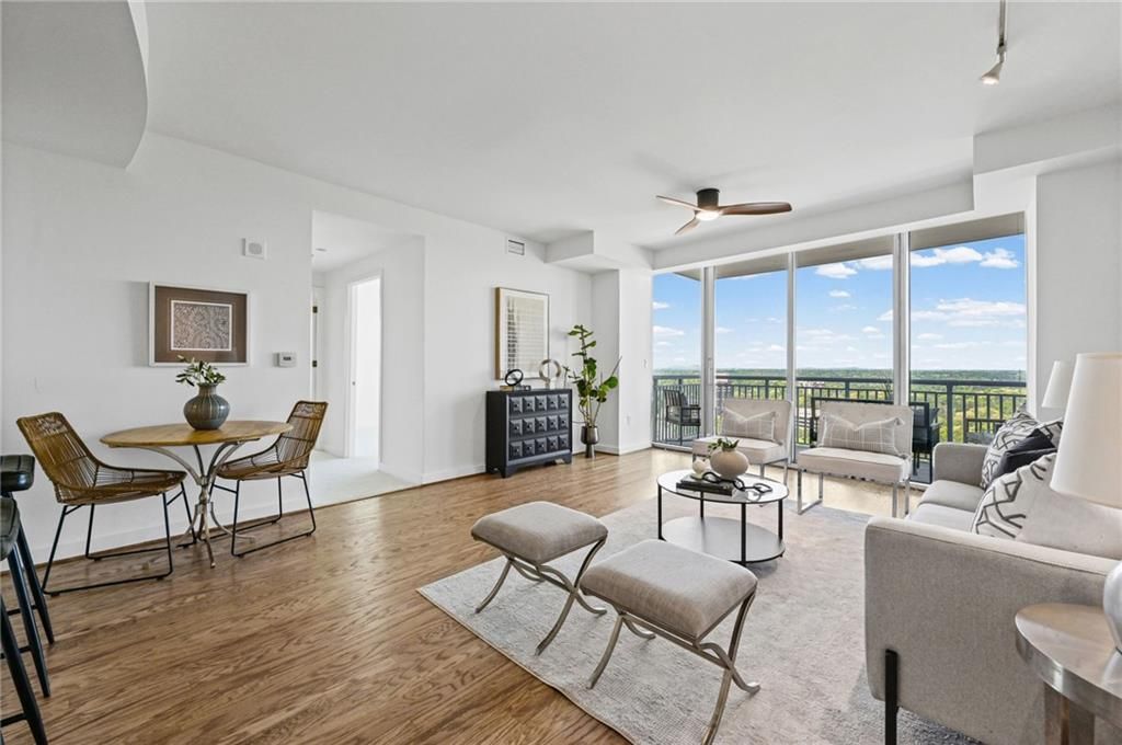 3338 Peachtree Road NE 2702, Atlanta, GA 30326