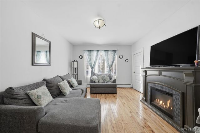 283 West Tupper Street N, Buffalo, NY 14201