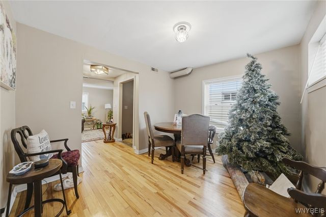 283 West Tupper Street N, Buffalo, NY 14201