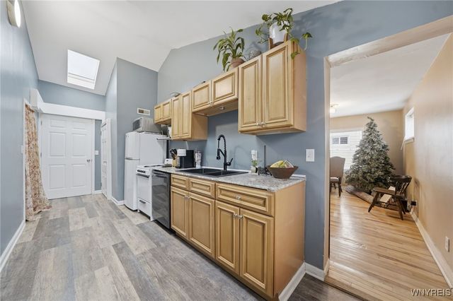 283 West Tupper Street N, Buffalo, NY 14201